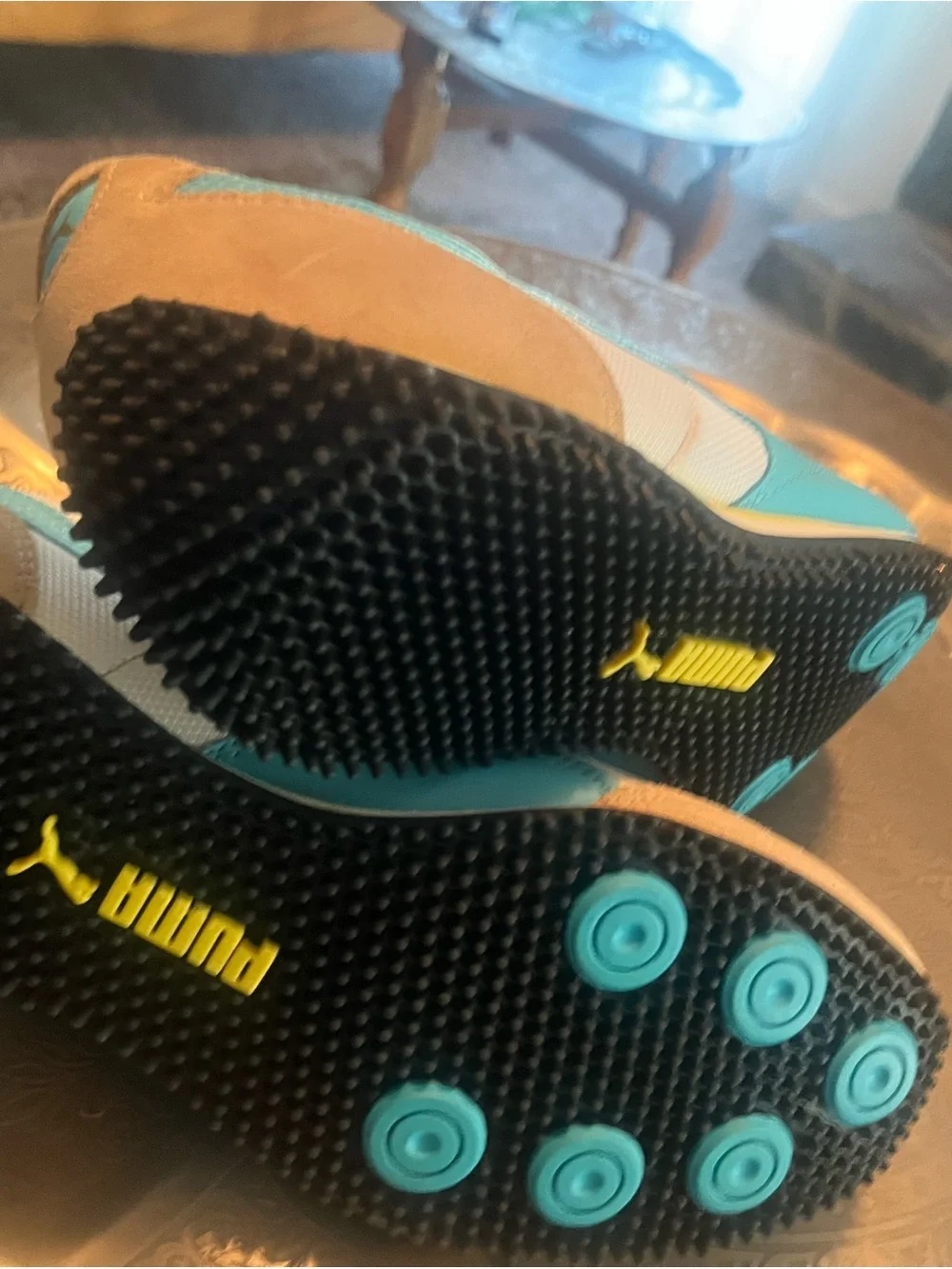 Puma Men's Beige and White Sneakers with Turquoise Laces
